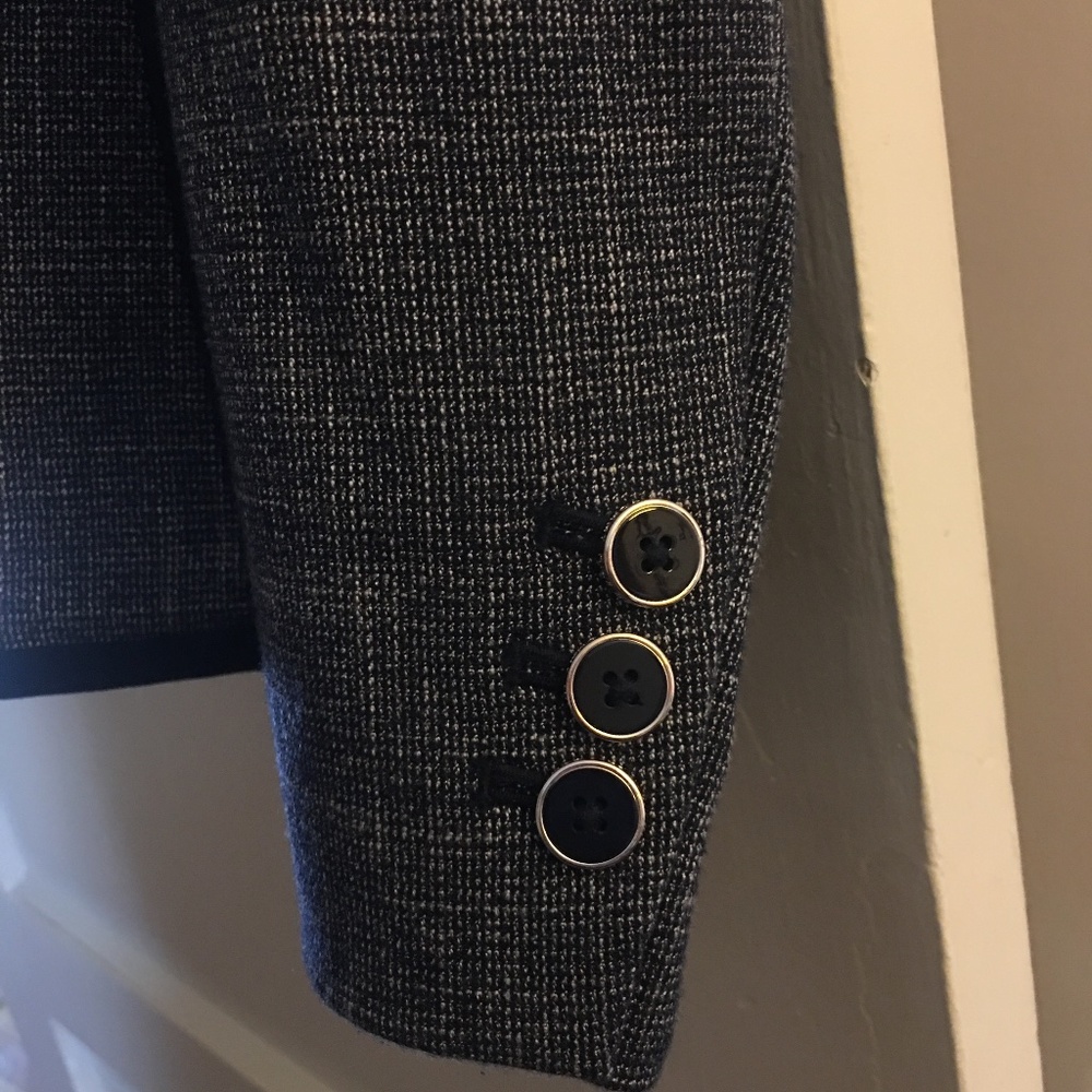 Host Pick: TOMMY HILFIGER Single Button Navy Blazer – Size 8 - Picture 5 of 7